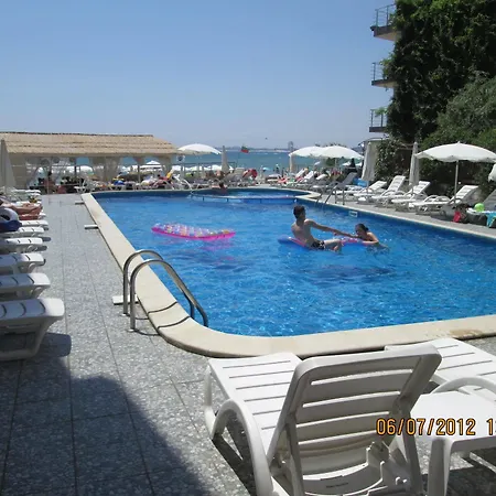 מלון דירות Sunny Bay