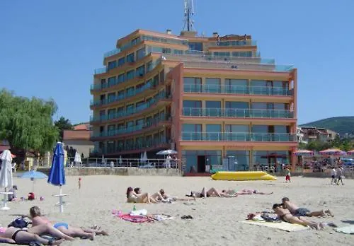 Апарт-отель Sunny Bay 3*